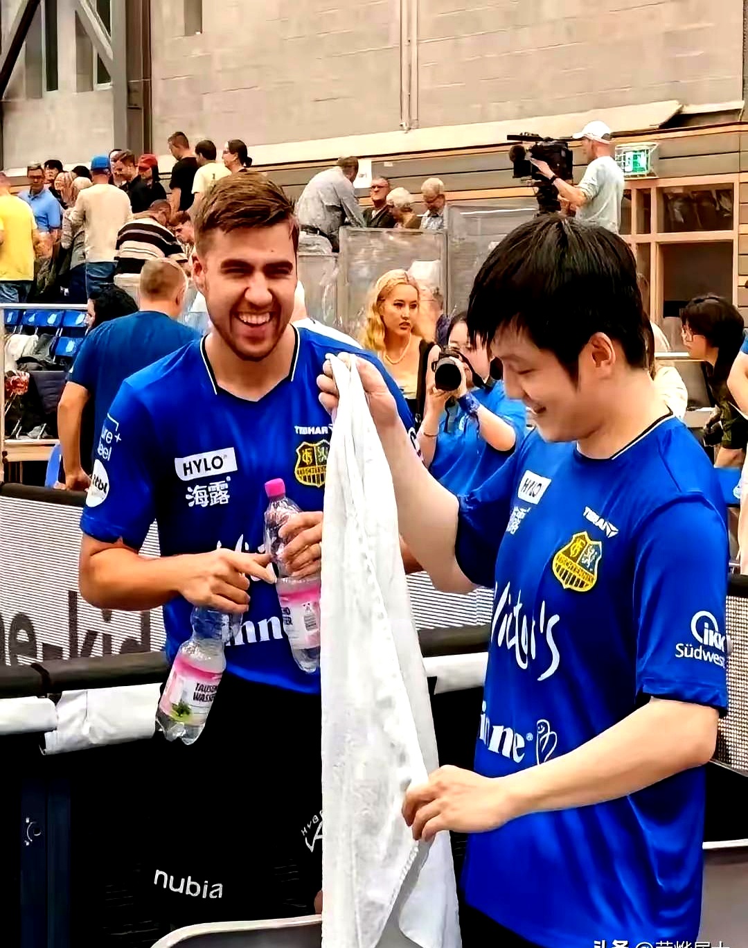 PG娱乐 -德国杯赛后再迎强敌，里尔远射贴柱，主帅态度：球迷炸锅，资深球员宣示担当 